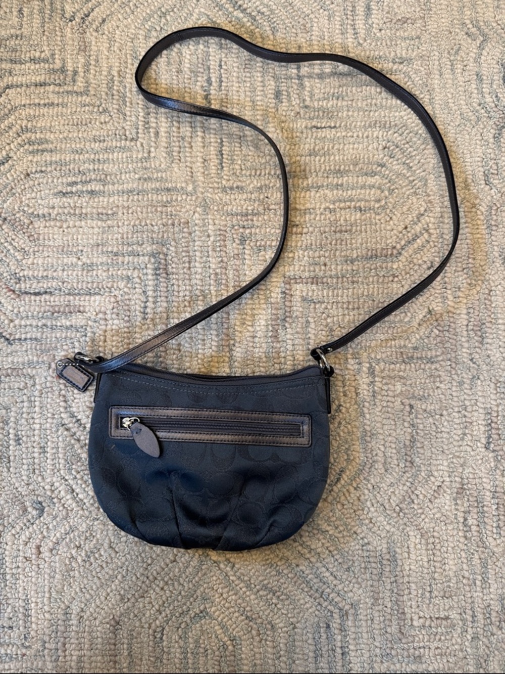Y2K Vintage Coach Soho Mini Pleated Crossbody Bag in grey Signature C Jacquard